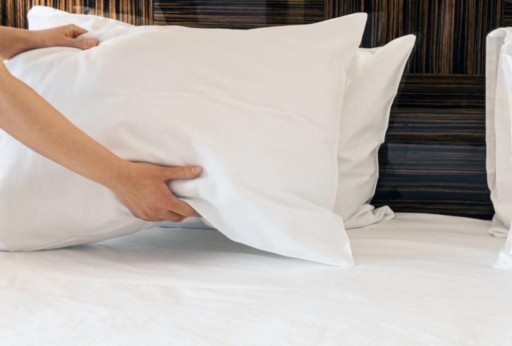 How to fluff your pillow