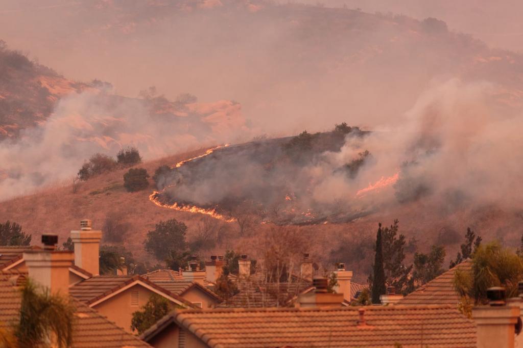 wildfire-smoke-and-sleep.jpg