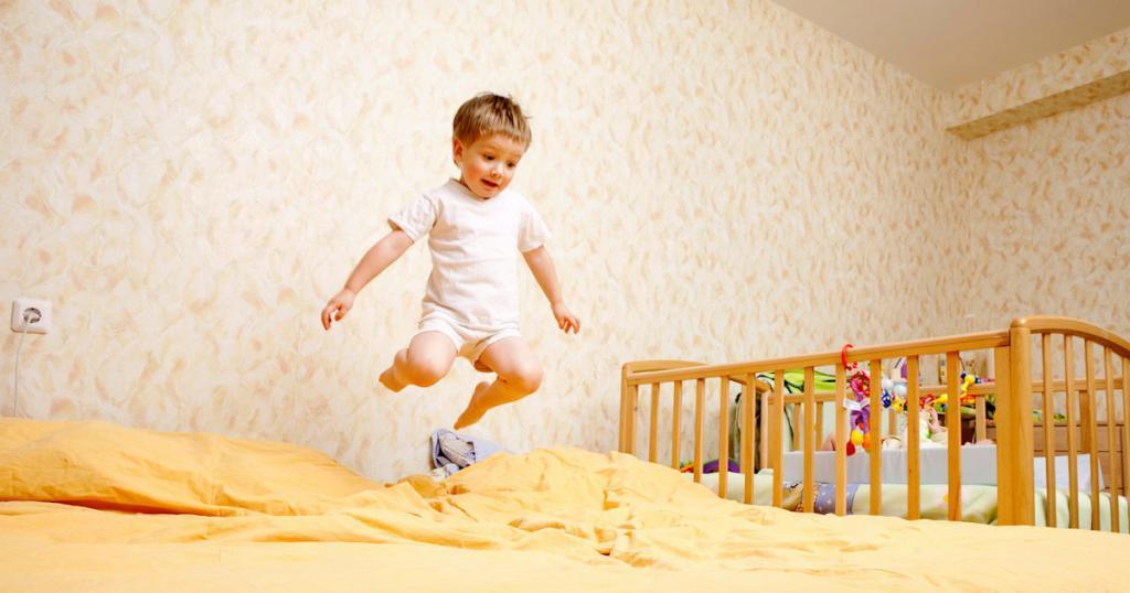 When do toddlers stop napping?