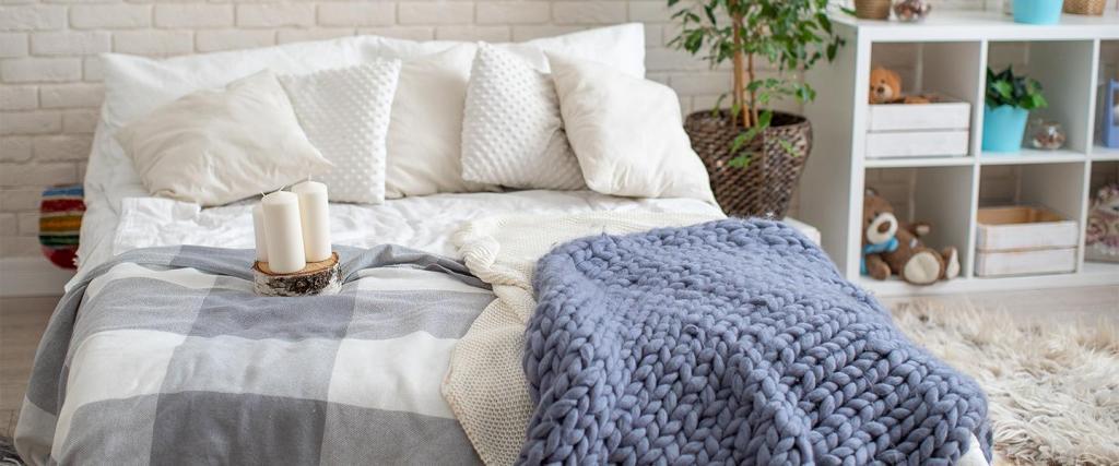 How Many Pillows Should You Sleep With | Sleep Journal