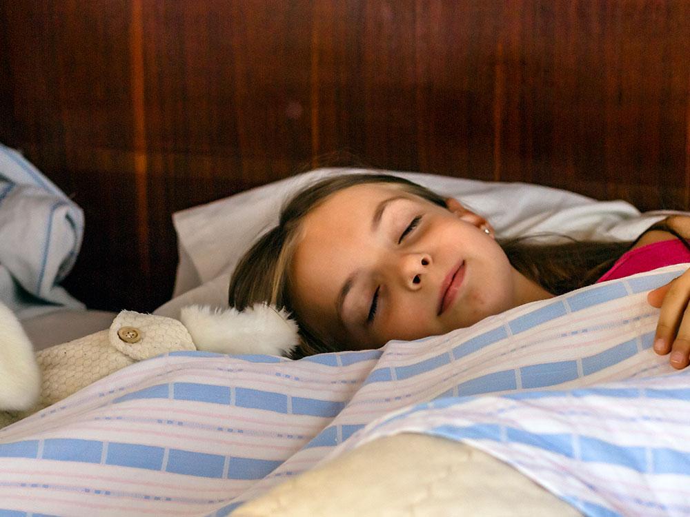 Sleep for kids & pre-teens: 5-11 years | Raising Children Network