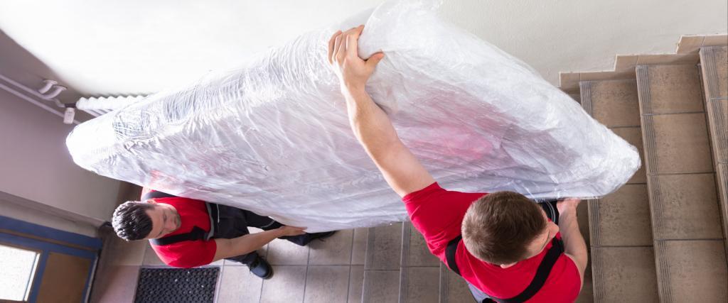 How to Ship a Mattress Safely & Easily (Without Spending a Fortune)