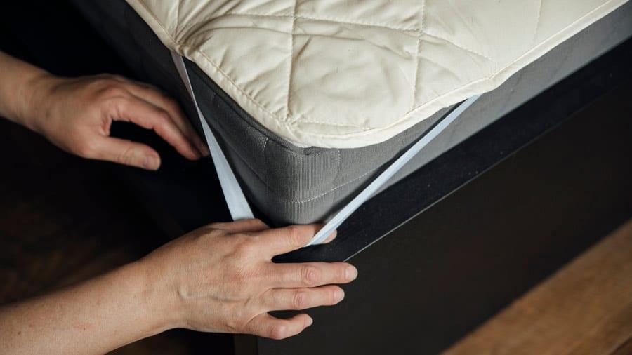 How to Clean a Mattress Topper | Sleep Foundation