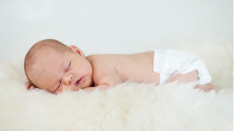 Why Do Babies Sleep With Their Butt In The Air? Complete Guide