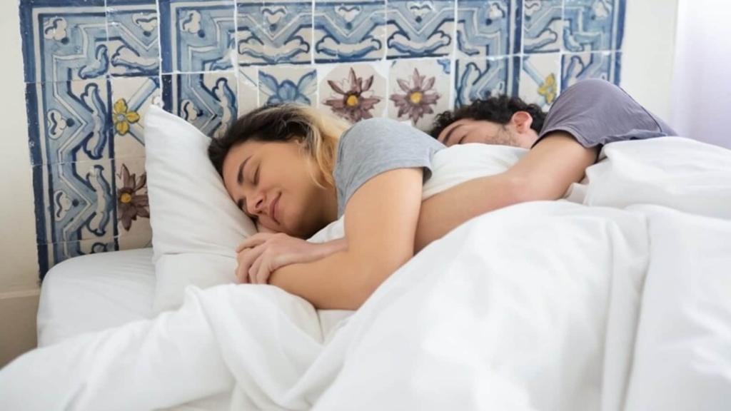 How sleeping next to a loved one can improve your well-being | Health - Hindustan Times