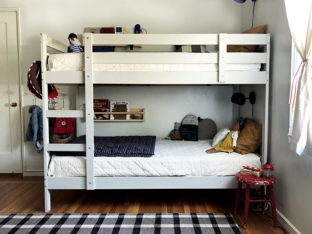 9 Tips For Choosing the Right Bunk Beds, According to an Expert | Apartment Therapy