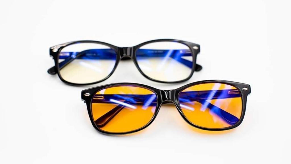 How To Choose Blue Light Blocking Glasses: The Ultimate Shopping Guide